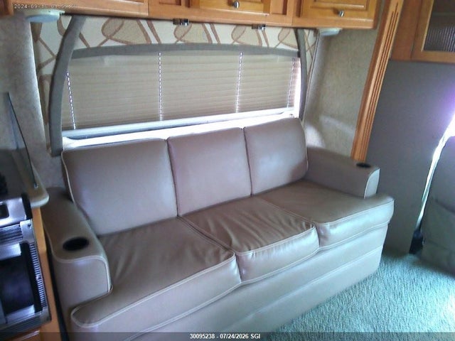 2006 Ford Econoline E450 Super Duty Cutwy Van მანქანა იყიდება აუქციონზე, vin: 1FDXE45S16DB37348, აუქციონის ნომერი: 30095238