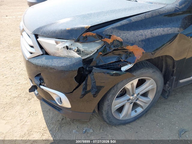 Продаж на аукціоні авто 2013 Toyota Highlander Plus/se, vin: 5TDBK3EH4DS238276, номер лоту: 30078899