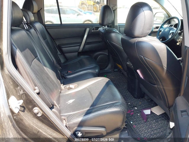 Продаж на аукціоні авто 2013 Toyota Highlander Plus/se, vin: 5TDBK3EH4DS238276, номер лоту: 30078899