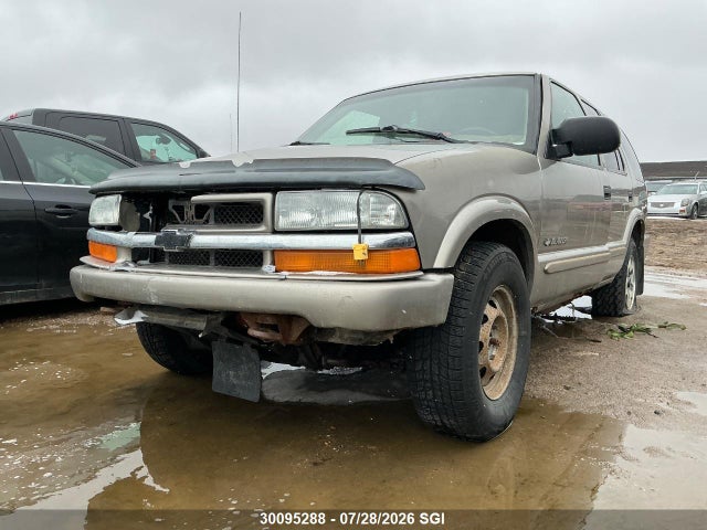 Auction sale of the 2002 Chevrolet Blazer, vin: 1GNDT13W42K220304, lot number: 30095288