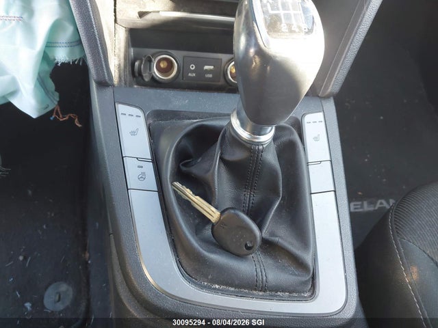 2018 Hyundai Elantra Sel/value/limited მანქანა იყიდება აუქციონზე, vin: KMHD84LF7JU637152, აუქციონის ნომერი: 30095294