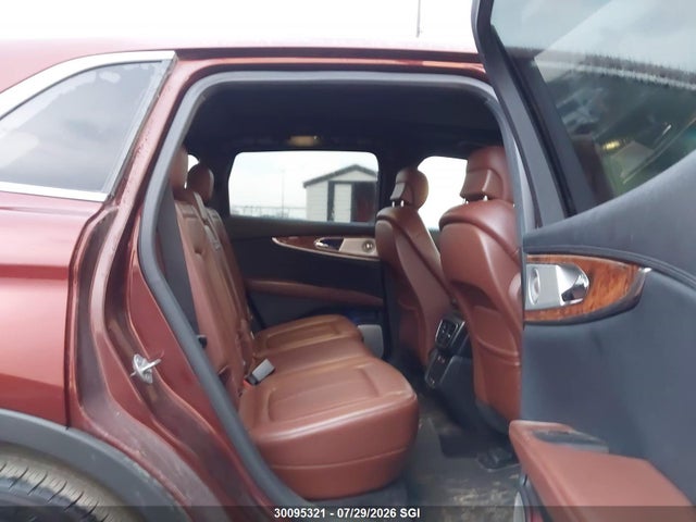 2LMTJ8LR8GBL41352 Lincoln Mkx Reserve