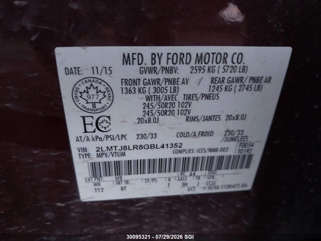 2LMTJ8LR8GBL41352 Lincoln Mkx Reserve
