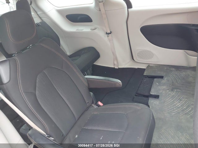 Chrysler Pacifica Lx 2017 2C4RC1CG1HR683096 Image 11