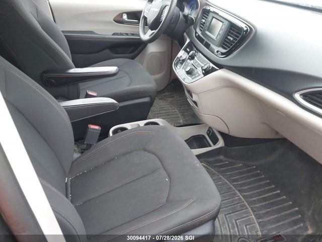 Chrysler Pacifica Lx 2017 2C4RC1CG1HR683096 Image 8