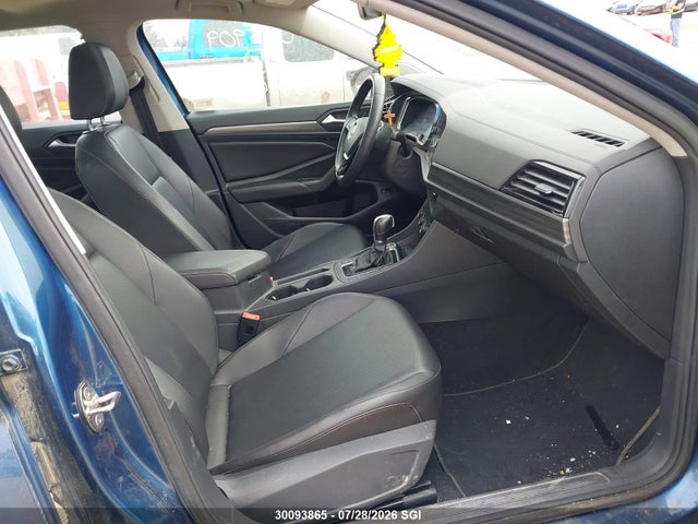 3VWE57BU0KM035909 Volkswagen Jetta 1.4 Tsi Highline