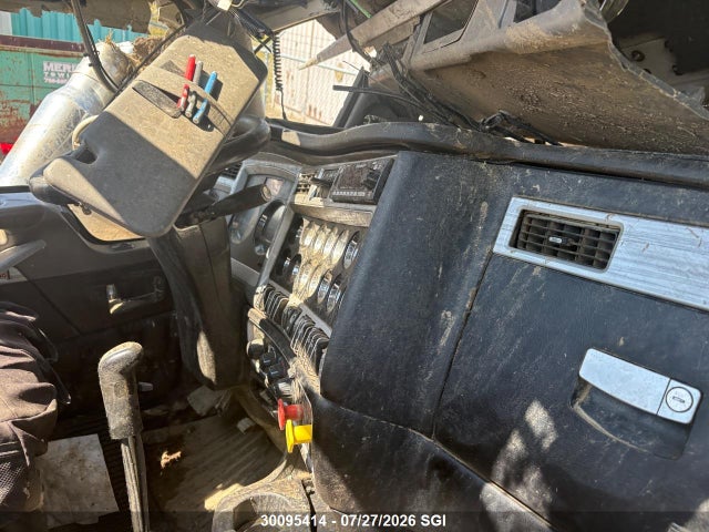 Kenworth Construction W900 2024 1XKWD49X0RR985239 Image 8