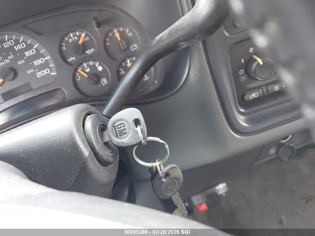 30095369 :رقم المزاد ، 2GCEK19V651354427 vin ، 2005 Chevrolet Silverado K1500 مزاد بيع