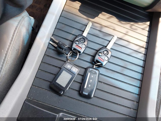 30095439 :رقم المزاد ، 5FNYF4H74BB014952 vin ، 2011 Honda Pilot Exln مزاد بيع