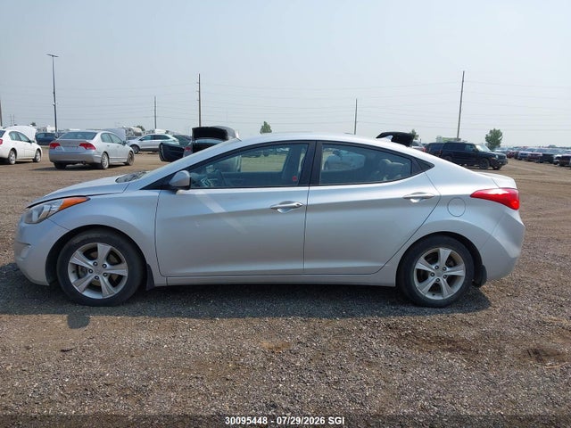 2013 Hyundai Elantra Gls/limited მანქანა იყიდება აუქციონზე, vin: 5NPDH4AE2DH416362, აუქციონის ნომერი: 30095448