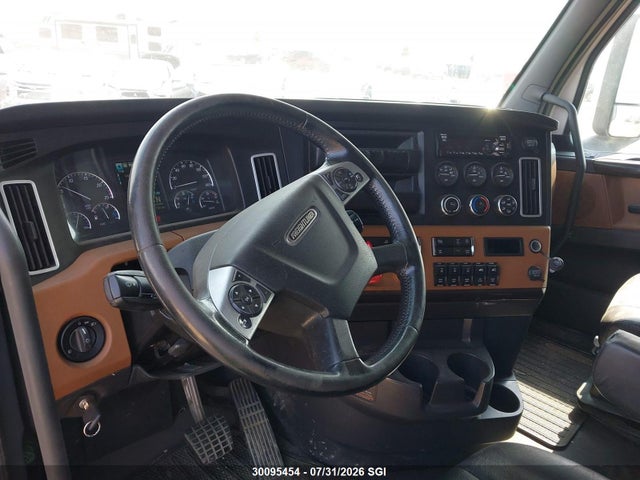 Freightliner Cascadia 126 2021 1FUJHHDR3MLMT9484 Image 5