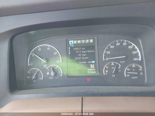 Freightliner Cascadia 126 2021 1FUJHHDR3MLMT9484 Image 7