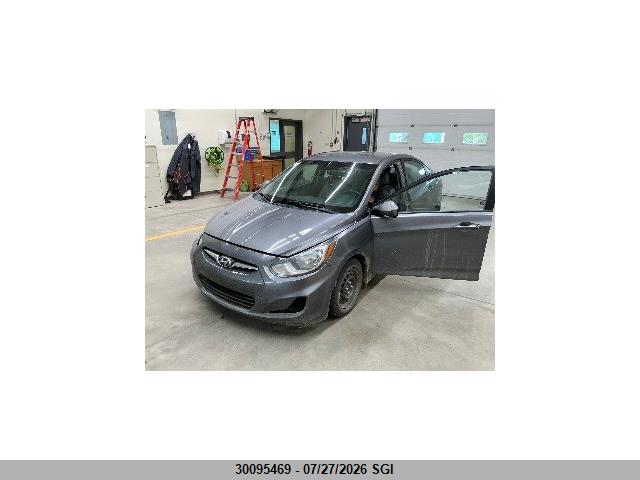 Hyundai ACCENT GL 2014 KMHCT4AE5EU771832 Image 2