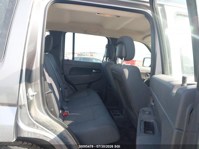 30095479 :رقم المزاد ، 1C4PJMAK8CW155366 vin ، 2012 Jeep Liberty Sport مزاد بيع