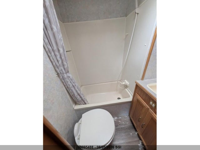 Продажа на аукционе авто 2001 Vanguard National Trailer Corp Vanguard Std W253sl, vin: 2PEFG215211010957, номер лота: 30095488