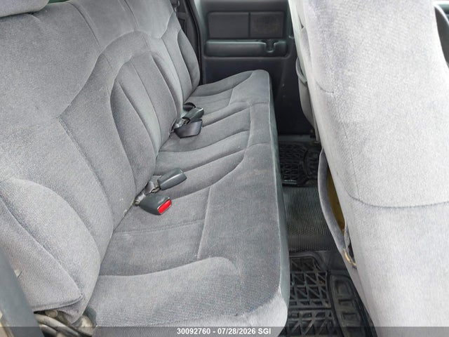 30092760 :رقم المزاد ، 1GTEC19V21Z142574 vin ، 2001 Gmc New Sierra C1500 مزاد بيع