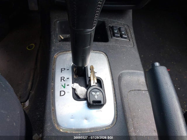 Продажа на аукционе авто 2006 Mitsubishi Outlander Limited, vin: JA4LZ81F26U605816, номер лота: 30095527