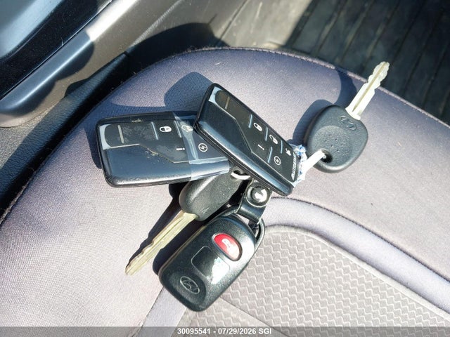 30095541 :رقم المزاد ، 5NPDH4AE4DH289338 vin ، 2013 Hyundai Elantra Gls/limited مزاد بيع