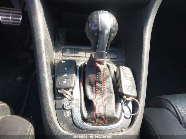 30095555 :رقم المزاد ، WVWHV7AJ6CW330215 vin ، 2012 Volkswagen Gti مزاد بيع