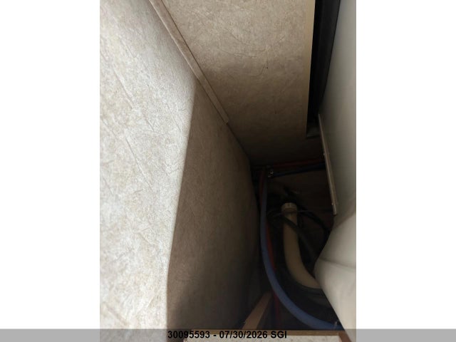 30095593 :رقم المزاد ، 4X4TSVV2X6L008218 vin ، 2006 Forest River Inc. Surveyor Sv 291 مزاد بيع