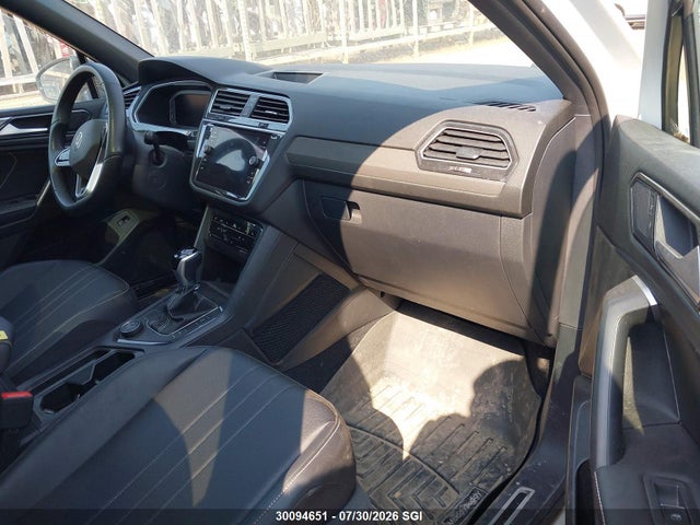 3VV8B7AX4RM233604 Volkswagen Tiguan Se R-line Black
