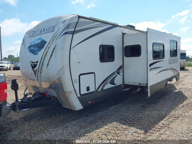 Outdoors Rv Mfg Creekside 2016 51W113329G1010413 Image 2