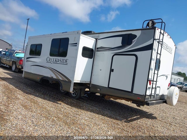 Outdoors Rv Mfg Creekside 2016 51W113329G1010413 Image 3