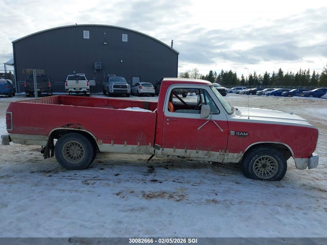 1987 Dodge D-series D150 მანქანა იყიდება აუქციონზე, vin: 1B7HD14T1HS455540, აუქციონის ნომერი: 30082666