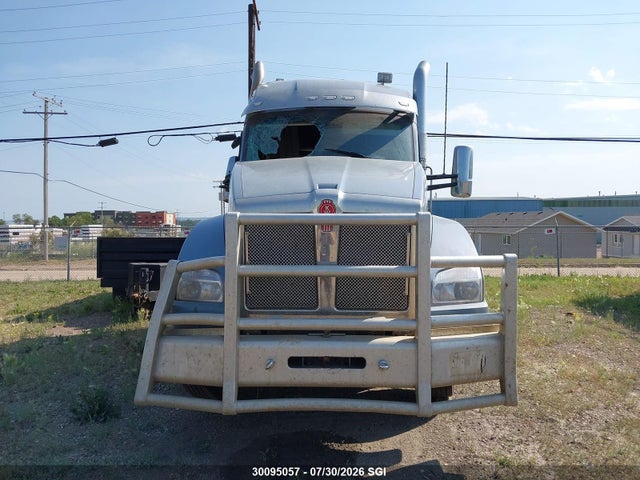 Kenworth Construction T880 2025 1XKZD40X3SJ999067 Image 17