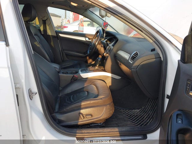 2010 Audi A4 Premium Plus მანქანა იყიდება აუქციონზე, vin: WAUFFCFL7AN048379, აუქციონის ნომერი: 30095665