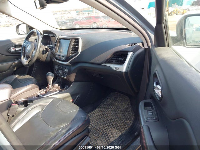 2014 Jeep Cherokee Trailhawk მანქანა იყიდება აუქციონზე, vin: 1C4PJMBS4EW134404, აუქციონის ნომერი: 30095691
