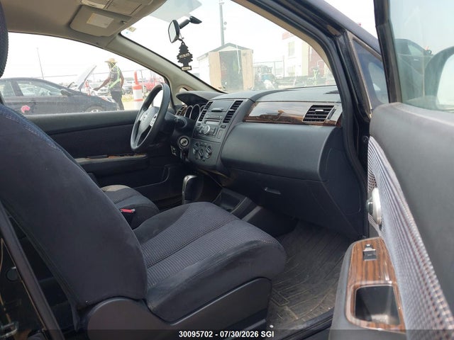 30095702 :رقم المزاد ، 3N1BC1CP0BL485117 vin ، 2011 Nissan Versa S/sl مزاد بيع