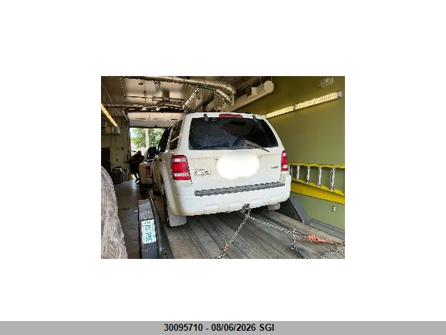 30095710 :رقم المزاد ، 1FMCU93148KD38345 vin ، 2008 Ford Escape Xlt مزاد بيع