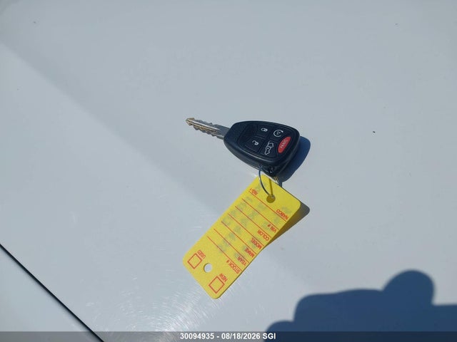 30094935 :رقم المزاد ، 1C3CCBBB8DN758566 vin ، 2013 Chrysler 200 Touring مزاد بيع