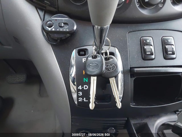 Продажа на аукционе авто 2005 Toyota Sienna Ce/le, vin: 5TDZA23C35S312128, номер лота: 30095727