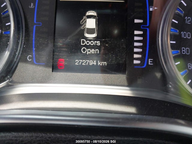 30095750 :رقم المزاد ، 1C3CCCAB3GN193297 vin ، 2016 Chrysler 200 Limited مزاد بيع