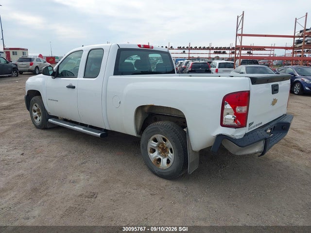 Auction sale of the 2011 Chevrolet Silverado C1500, vin: 1GCRCPEAXBZ423918, lot number: 30095767