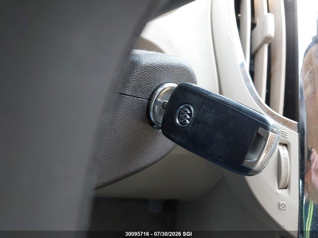 Продажа на аукционе авто 2013 Buick Lacrosse, vin: 1G4GC5E3XDF281227, номер лота: 30095716