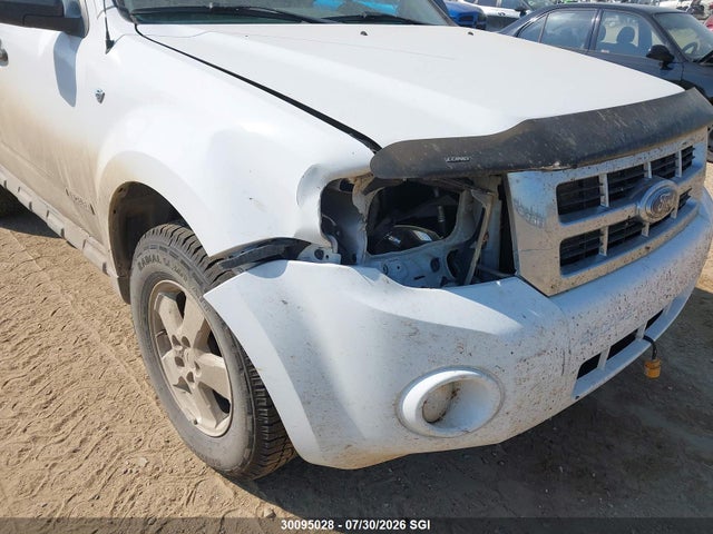 30095028 :رقم المزاد ، 1FMCU93108KA54095 vin ، 2008 Ford Escape Xlt مزاد بيع