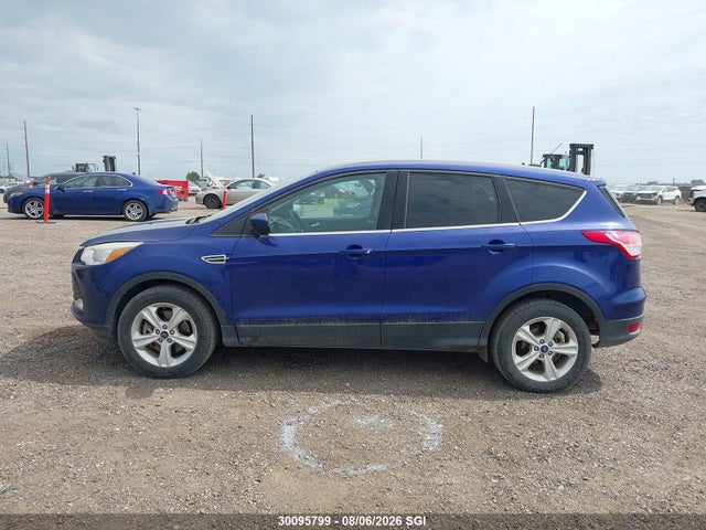 30095799 :رقم المزاد ، 1FMCU9GX6FUC08017 vin ، 2015 Ford Escape Se مزاد بيع