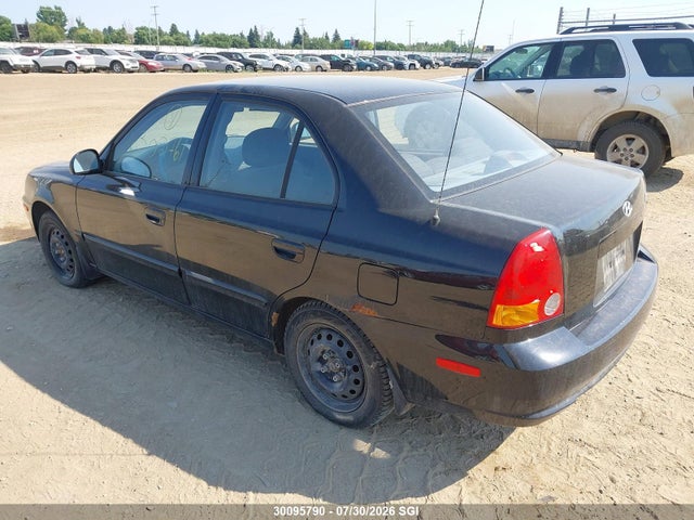 2005 Hyundai Accent Gl მანქანა იყიდება აუქციონზე, vin: KMHCG45C85U642271, აუქციონის ნომერი: 30095790