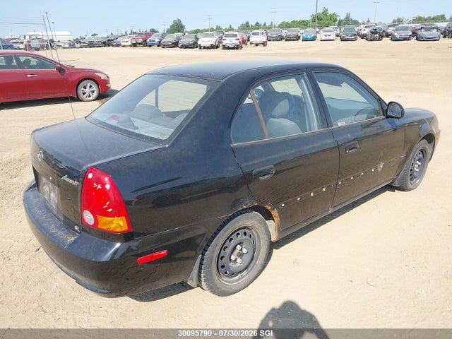 2005 Hyundai Accent Gl მანქანა იყიდება აუქციონზე, vin: KMHCG45C85U642271, აუქციონის ნომერი: 30095790