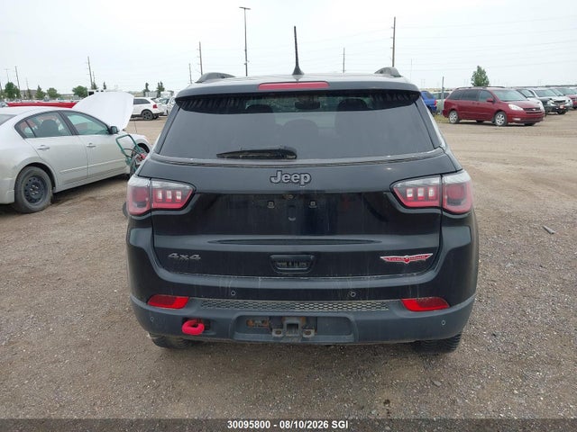 2017 Jeep Compass Trailhawk მანქანა იყიდება აუქციონზე, vin: 3C4NJDDB4HT620693, აუქციონის ნომერი: 30095800