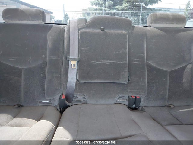 30095379 :رقم المزاد ، 2GTEK13T341421443 vin ، 2004 Gmc New Sierra K1500 مزاد بيع