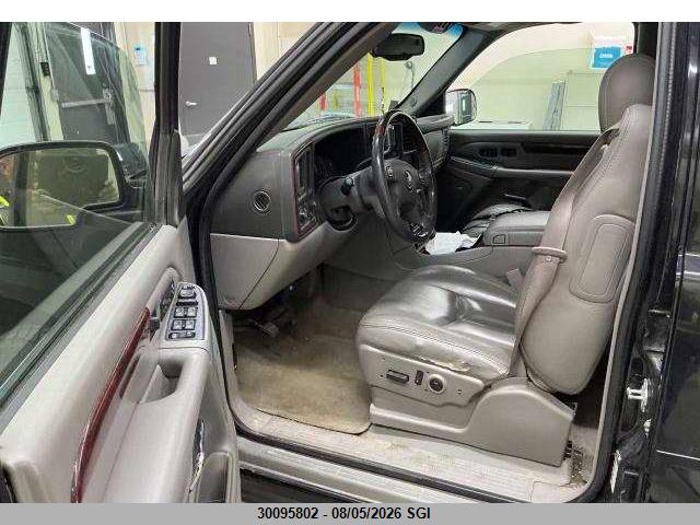 2005 Cadillac Escalade Luxury მანქანა იყიდება აუქციონზე, vin: 1GYEK63N85R245863, აუქციონის ნომერი: 30095802