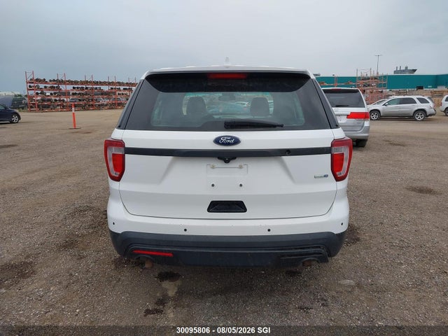 2016 Ford Explorer Police Interceptor მანქანა იყიდება აუქციონზე, vin: 1FM5K8AR5GGC15947, აუქციონის ნომერი: 30095806