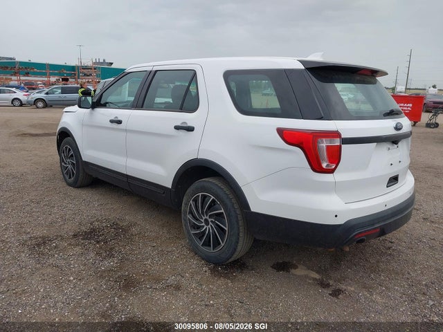 2016 Ford Explorer Police Interceptor მანქანა იყიდება აუქციონზე, vin: 1FM5K8AR5GGC15947, აუქციონის ნომერი: 30095806