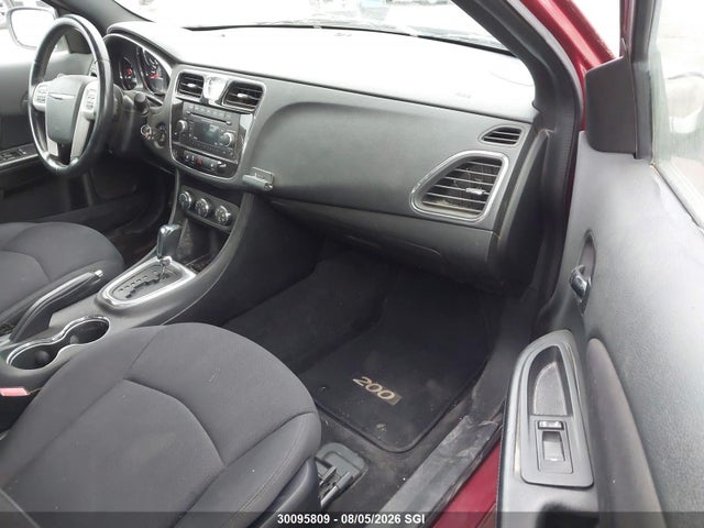 30095809 :رقم المزاد ، 1C3CCBBB9EN100689 vin ، 2014 Chrysler 200 Touring مزاد بيع
