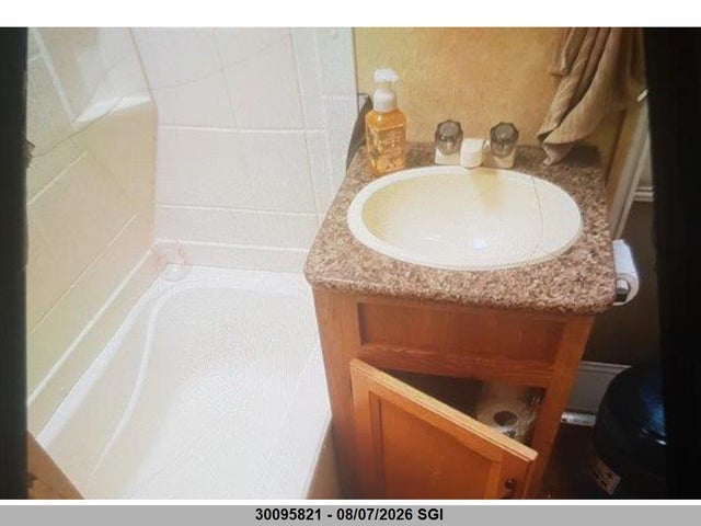 30095821 :رقم المزاد ، 5ZT2LCXB7BB000916 vin ، 2011 Forest River Inc. Saber مزاد بيع