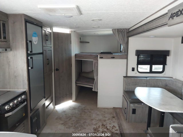 Forest River Inc. Coachman Apex 2021 5ZT2CXUB7MS040170 Image 8